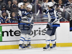 Maple Leafs Jets Hockey