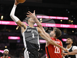 APTOPIX Rockets Spurs Basketball