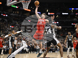 Rockets Spurs Basketball