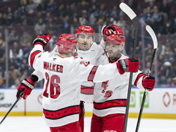 Hurricanes Canucks Hockey