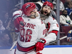 Hurricanes Canucks Hockey