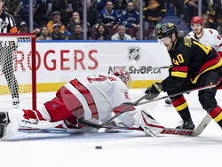 Hurricanes Canucks Hockey