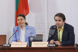 Парламент - кръгла маса - “Влияние на дезинформацията в условията на геополитически кризи”