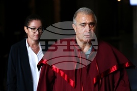 Съдебната палата - Петьо Петров - дело