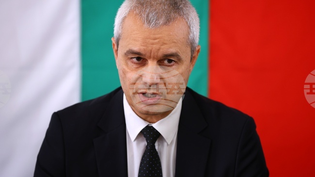 Доверието във "Възраждане" се повишава, заяви Костадин Костадинов по повод резултатите от парламентарния вот 