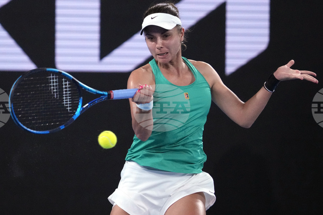 Виктория Томова стартира сезона на трева с поражение от Елизе Мертенс на турнира по тенис в Хертогенбош