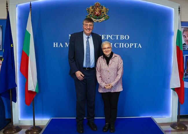 Sports Minister Meets with Representatives of UN Refugee Agency