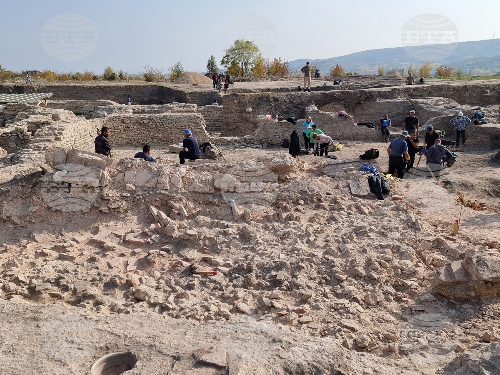 Целево финансиране от 400 000 лева е отпуснато за археологически разкопки на Антична Рациария, каза доц. д-р Здравко Димитров