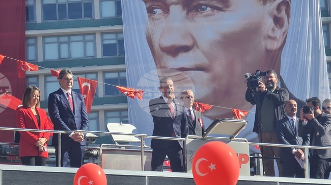 Лидерът на опозиционната „Нова партия“ в Турция насрочи протест пред Конституционния съд против "цензурните ограничения" в социалните мрежи
