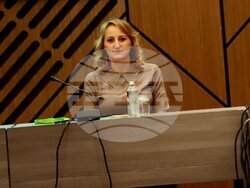 Министър Карамфилова: По пътя към декарбонизация няма да се направи компромис с опазването на околната среда