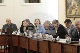 Парламент - кръгла маса - здравеопазване