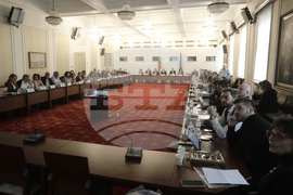 Парламент - кръгла маса - здравеопазване