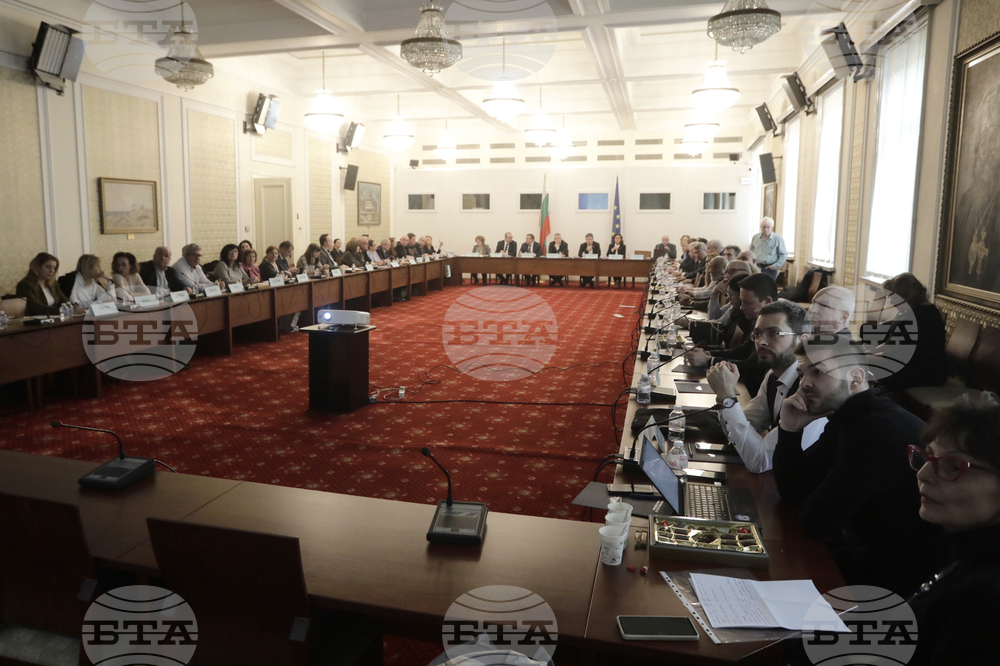 Парламент - кръгла маса - здравеопазване