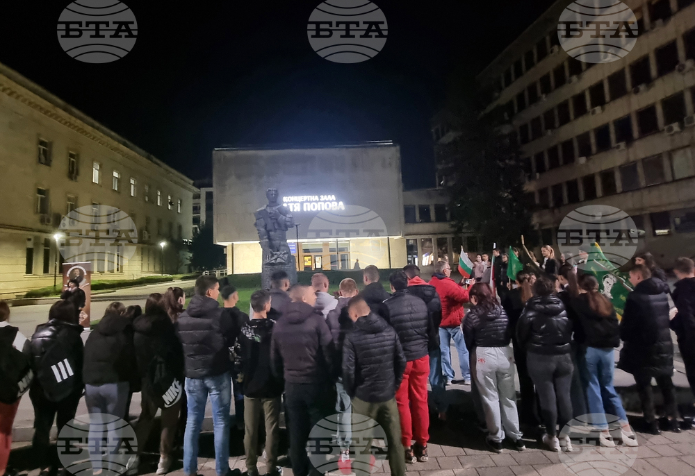 Плевен - Ден на народните будители - факелно шествие