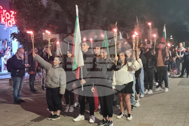 Плевен - Ден на народните будители - факелно шествие