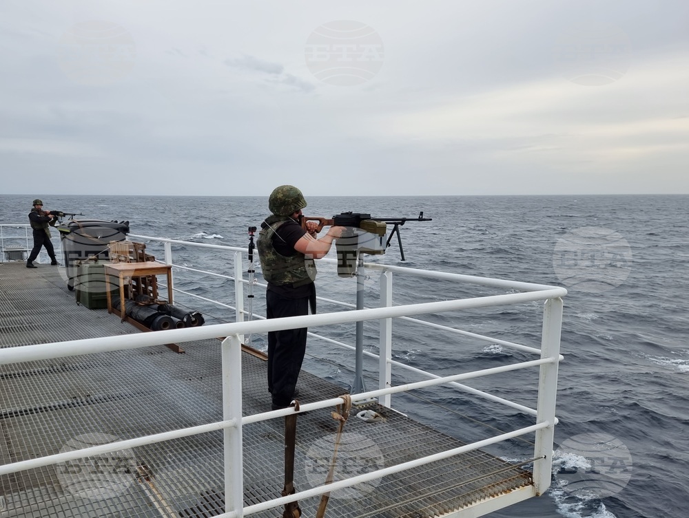 Day 22 – DRILLS – MACHINE GUN – ANTARCTICA – NAVAL RSV 421