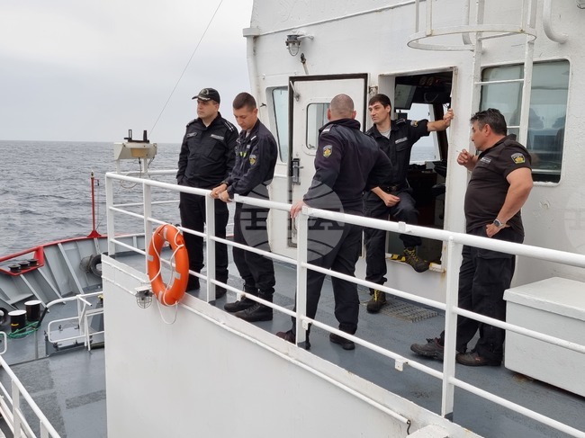 Day 22 – ANTARCTICA – NAVAL RSV 421