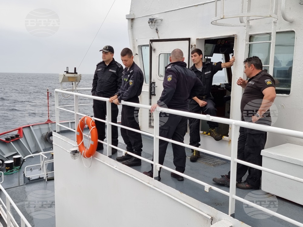 Day 22 – ANTARCTICA – NAVAL RSV 421