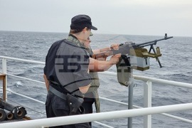 Day 22 – DRILLS – MACHINE GUN – ANTARCTICA – NAVAL RSV 421