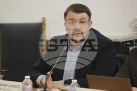 Парламент - Комисия по регионална политика, благоустройство и местно самоуправление