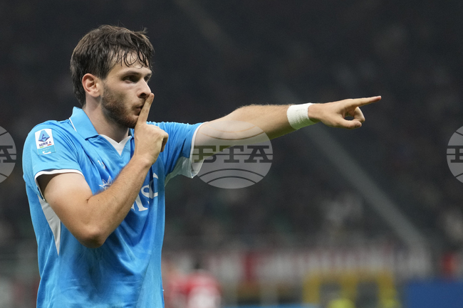 ПСЖ и Наполи постигнаха договорка за трансфера на Кварацхелия 