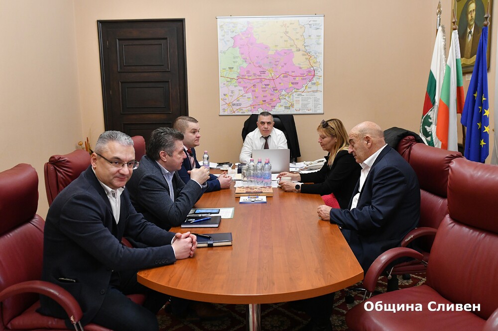 Община Сливен: Кметовете на общините в област Сливен обсъдиха партньорството си за развитие на сектора по рибарството 