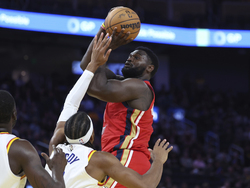 Pelicans Warriors Basketball