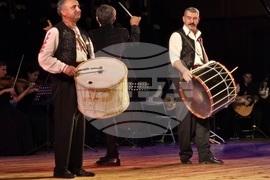 Добрич - aнсамбъл "Филип Кутев" - спектакъл - "Диви ягоди"