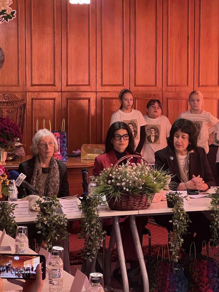 ОА Видин: Под патронажа на областния управител отбелязаха 160 години просветителско дело в гр. Брегово