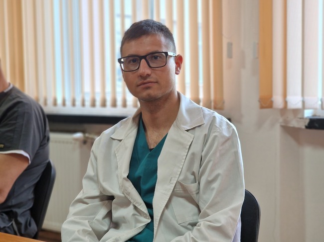 Лекари от пернишката болница МБАЛ „Рахила Ангелова“ участваха в среща за справянето с професионалното „прегаряне“