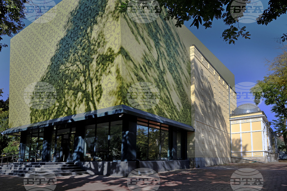 Варна - Обновена сцена "Филиал" на ДТ "Стоян Бъчваров"