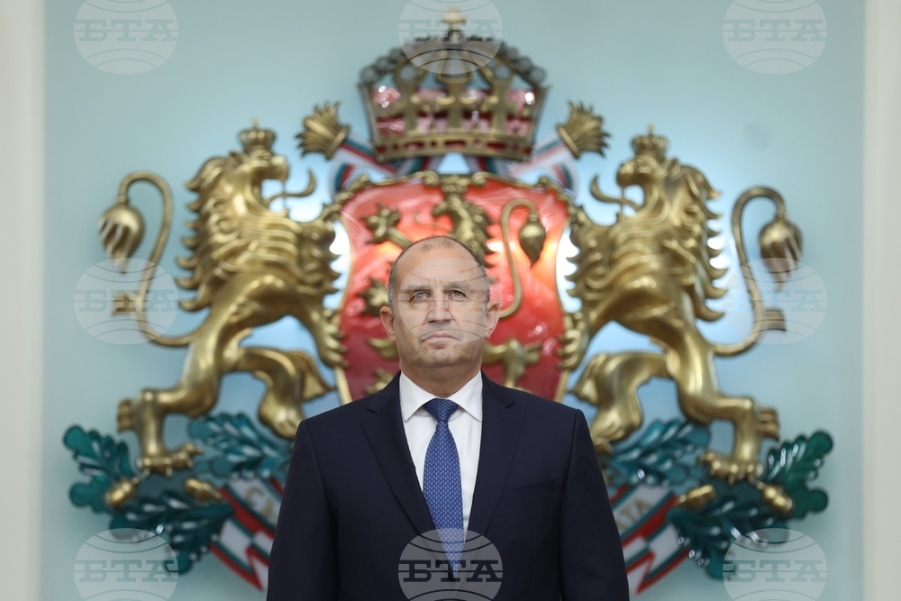 Румен Радев - Неврокопски митрополит Серафим - Почетен знак на президента - удостояване