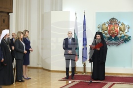 Румен Радев - Неврокопски митрополит Серафим - Почетен знак на президента - удостояване