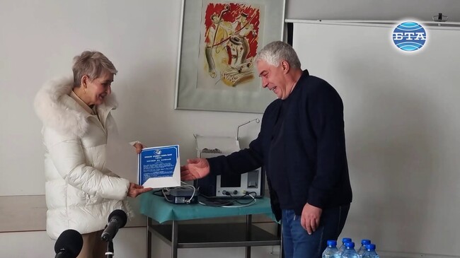 Отделението по неврохирургия на болницата в Добрич получи като дарение нова апаратура от фондация "Духовност"