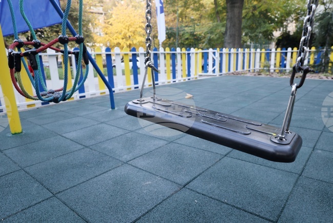 Столичните училища и детски заведения да намалят физическата активност на открито поради умерено превишение на нивата на ФПЧ10, препоръчват от Общината