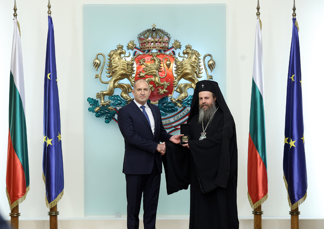 Държавният глава: Неврокопският митрополит Серафим е сред плеядата радетели на българщината и православието и е от духовните ни водачи, отстояващи свободното и независимо развитие на нацията и църквата