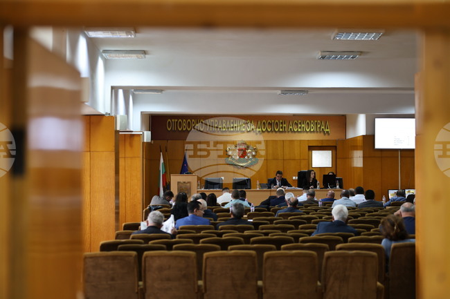 Общинско дружество ще управлява градския транспорт в Асеновград, електробуси заменят изцяло автопарка