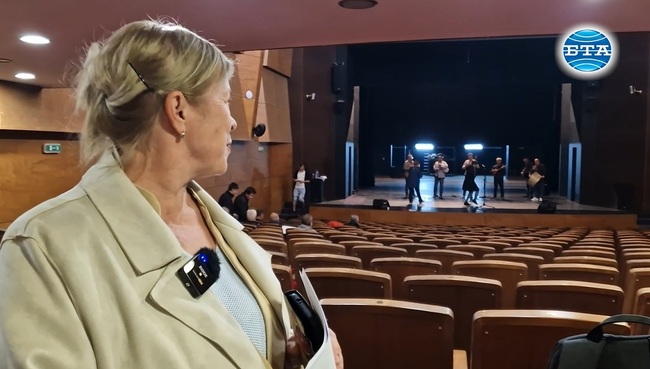 Пернишкият театър „Боян Дановски“ ще отбележи 105-годишния си юбилей със спектакъл - изненада