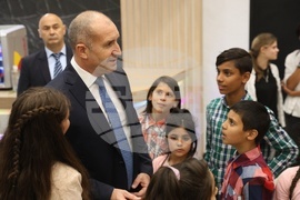 Филм - „Училище за надежда" - премиера