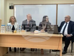 Снимка: Асоциация на прокурорите в България - Иван Гешев пред ученици от професионална гимназия „Хенри Форд“