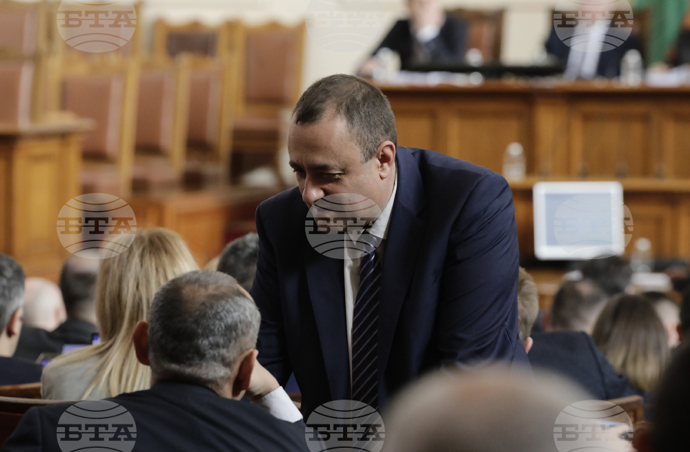 Парламент - заседание - Иван Иванов