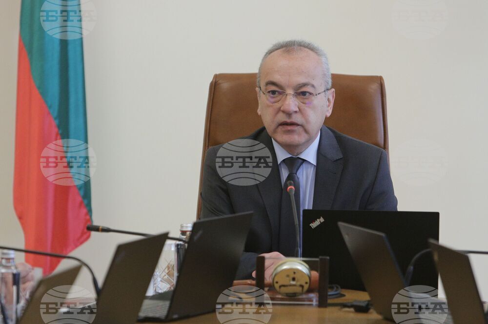 Министерски съвет - заседание - Гълъб Донев