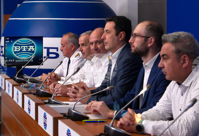 Национален пресклуб на БТА София - Спешна медицинска помощ по въздух за България - пресконференция