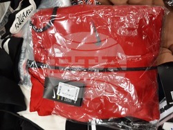 Снимка: Агенция „Митници“ - Над 14 000 „маркови“ стоки задържаха митнически служители на ГКПП Кулата 