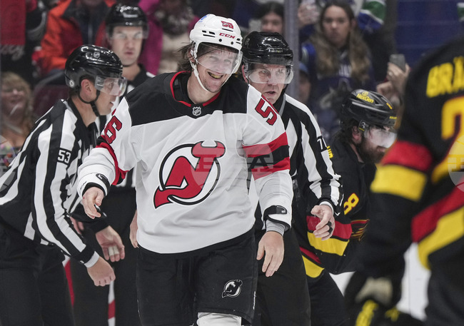 Нешвил си върна нападателя Ерик Хаула от Ню Джърси, Райън Донато подписа нов договор с Чикаго