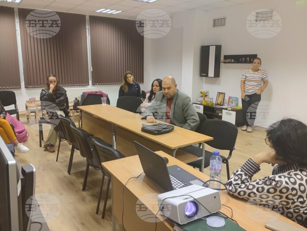 Предизвикателствата пред жените на работното място бяха тема на работна среща в Казанлък