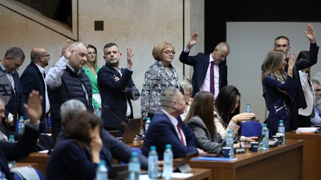Общинските съветници в Благоевград ще заседават извънредно за избор на нов председател