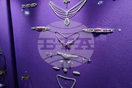 Румъния - Букурещ - Национален исторически музей - бижута - изложба