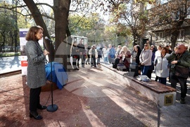 Площад „Вацлав Хавел“ - скулптура