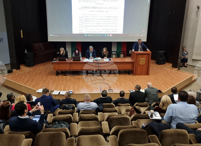 Общинският съвет прекрати правомощията на кмета на Варна да прави компенсирани промени в бюджета без негово съгласие